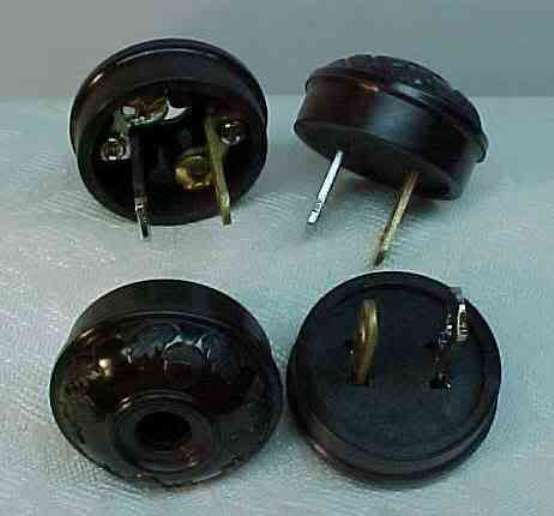 photo ACORNPLUGS111-1.jpg