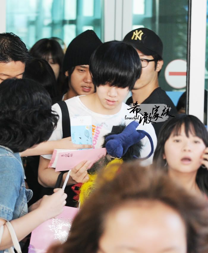 Heechul airport pictures :] |