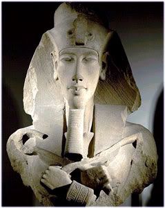 Fara Akhenatona Pictures, Images and Photos