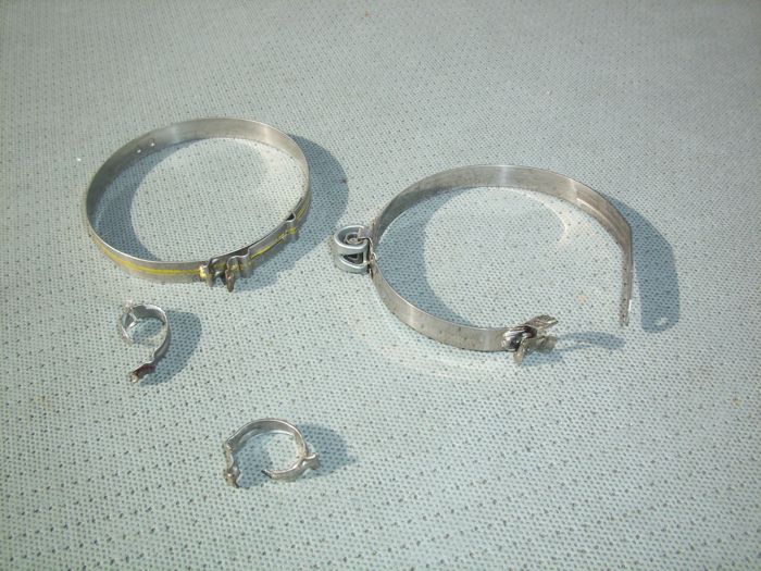 How to remove clamps holding air intake hose to turbo? Fiat 500 USA Forum